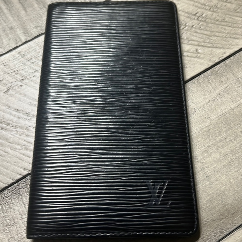 Louis Vuitton | Authentic Epi Long Checkbook Holder